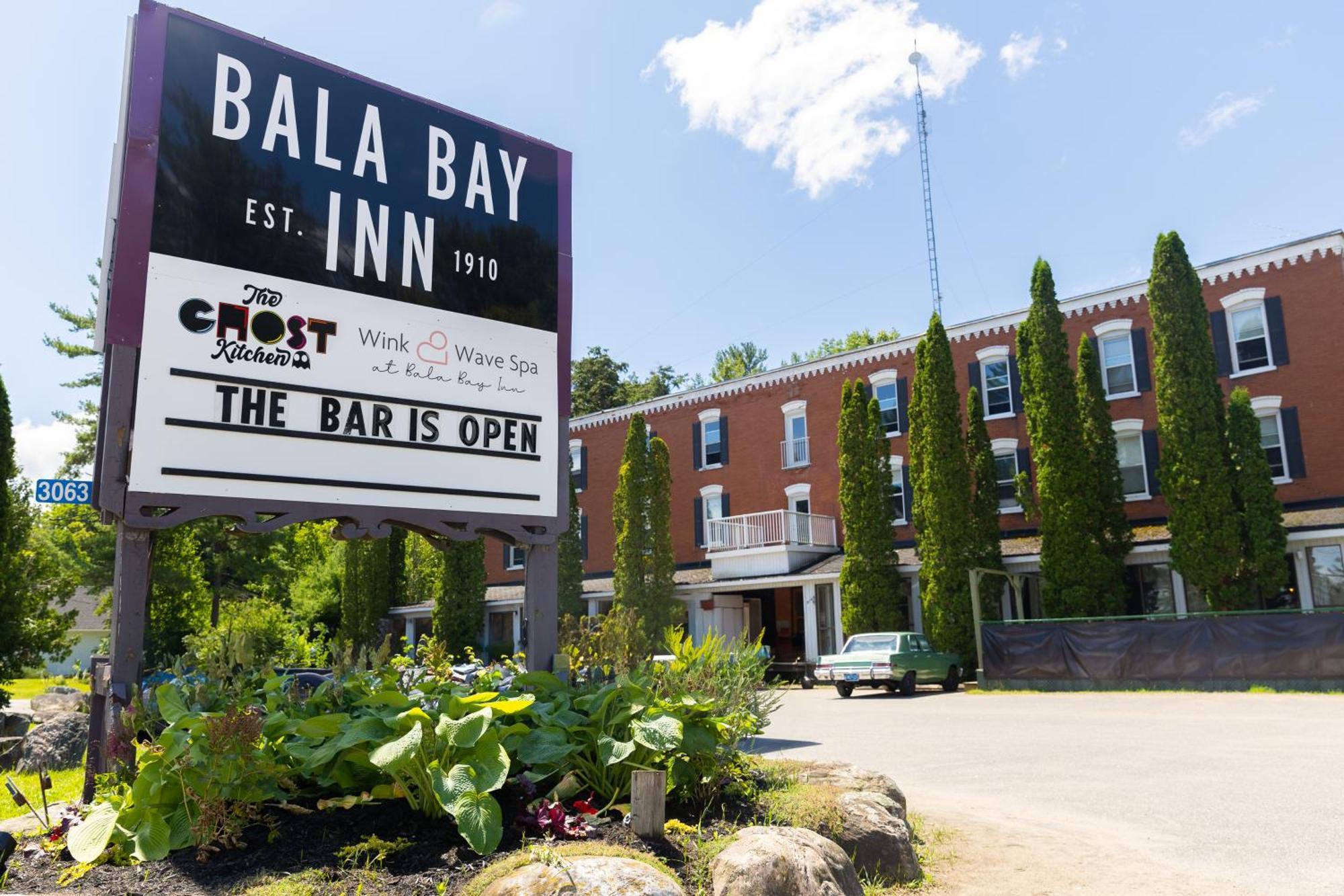 The Bala Bay Inn Экстерьер фото
